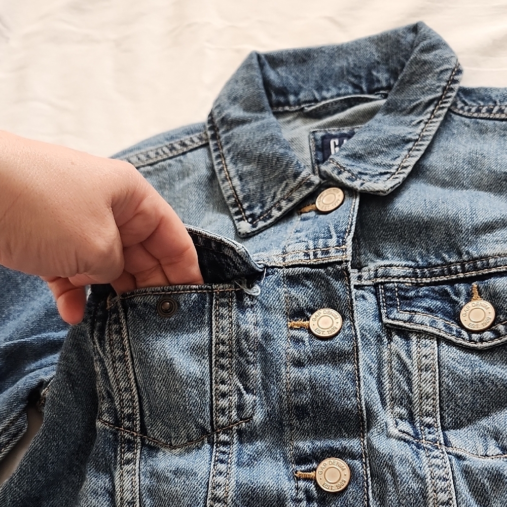 GAP Kids Classic Blue Jean Jacket - Picture 8 of 10